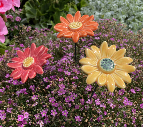 Håndlaget keramisk blomst assorterte farger