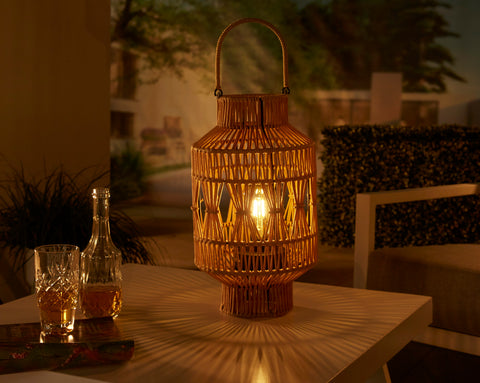 Alhambra smal utendørs lykt, USB ladning