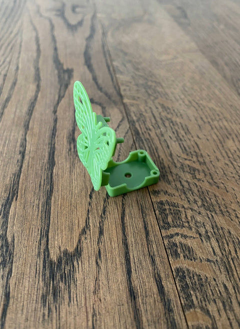 10pk Veggklips for klatreplanter sommerfugl