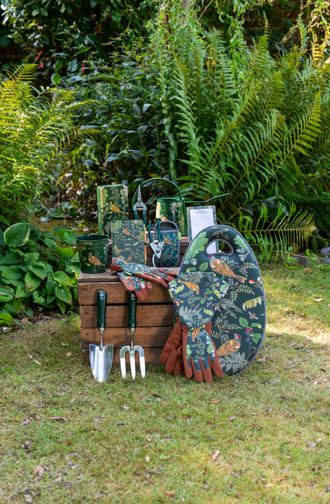Lange hagehansker, Woodland wonders