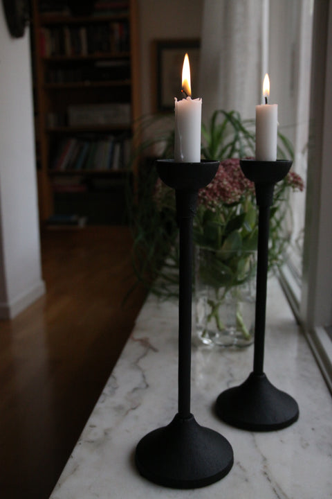 Høy lysestake støpejern